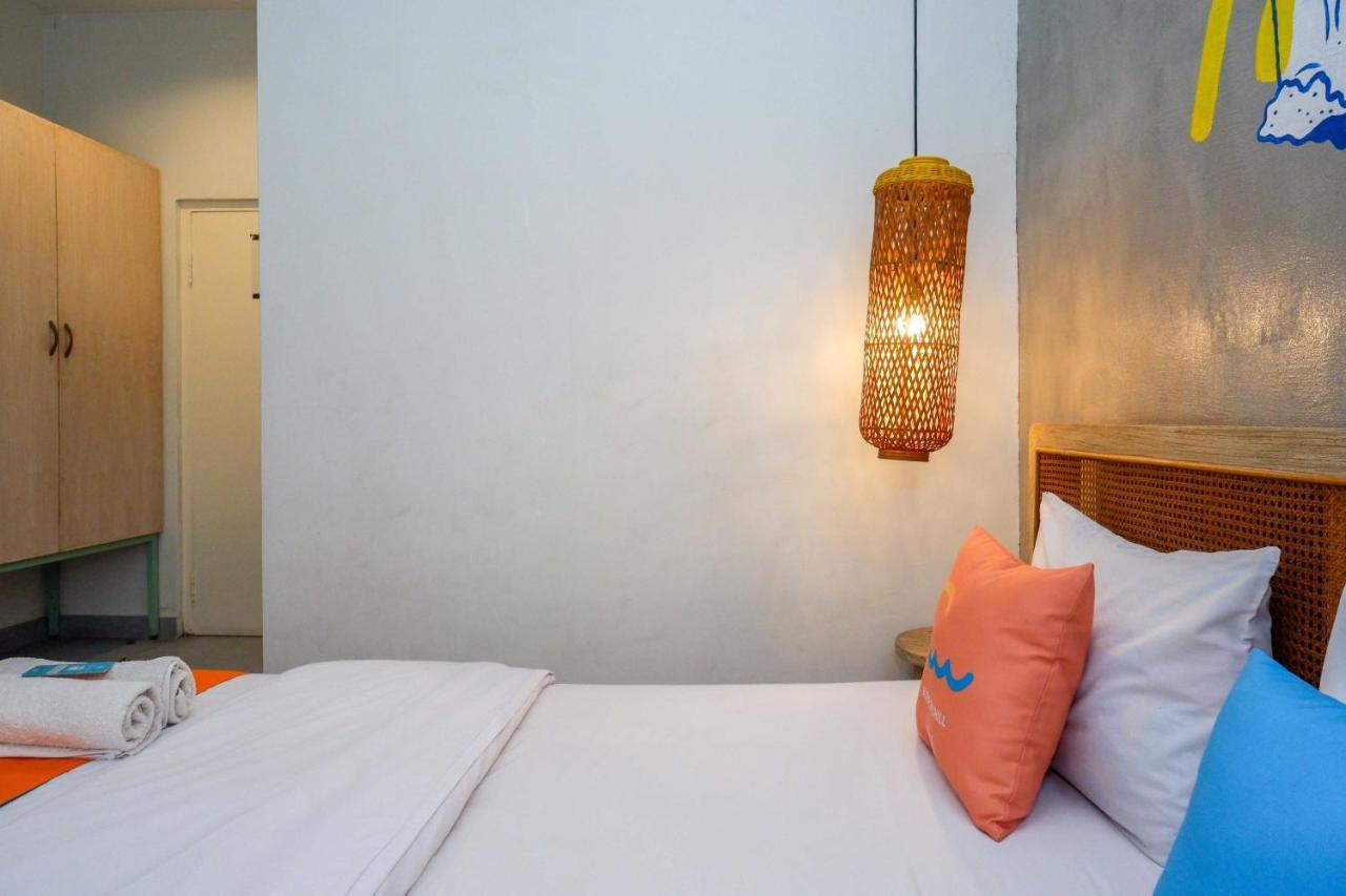 Sans Hotel Absari Yogyakarta Jarakan Extérieur photo